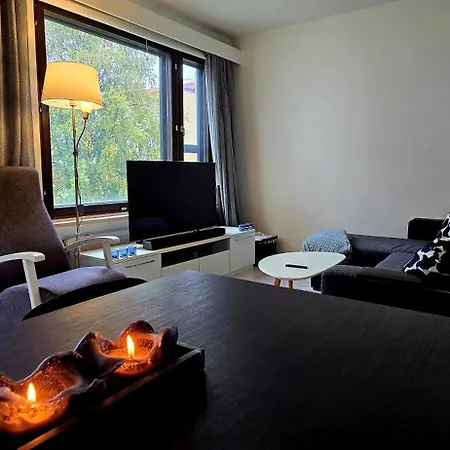 The Loft - Balcony - Free Parking Apartment *