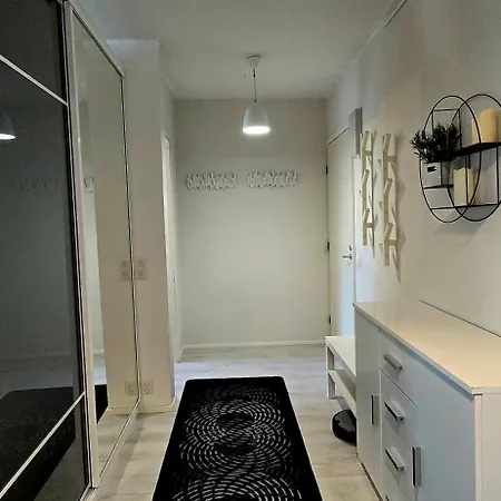 The Loft - Balcony - Free Parking *